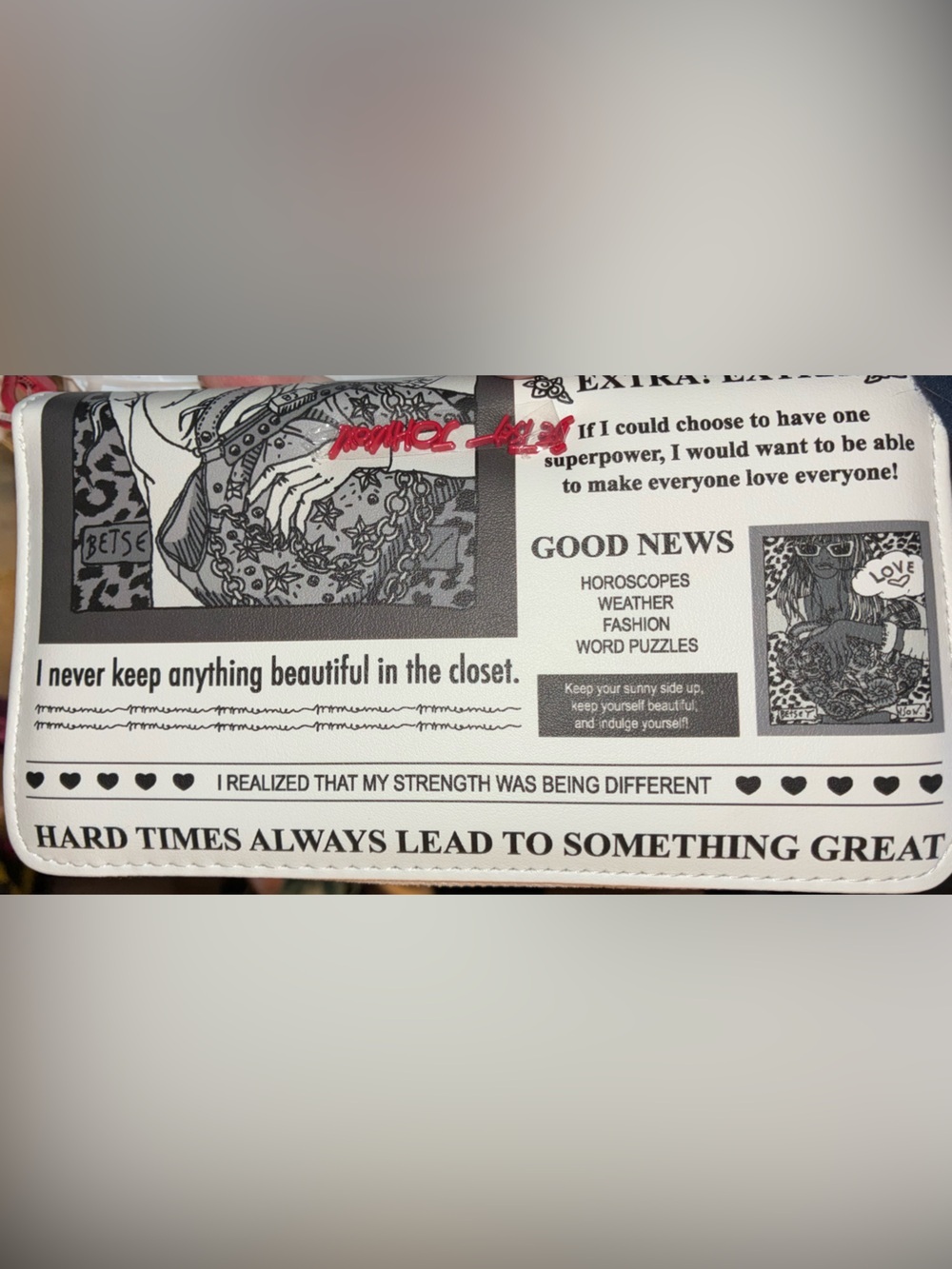 BETSEY JOHNSON Read All About It Newspaper-Theme Glam Oversized Wristlet NEW NWT - Picture 16 of 16